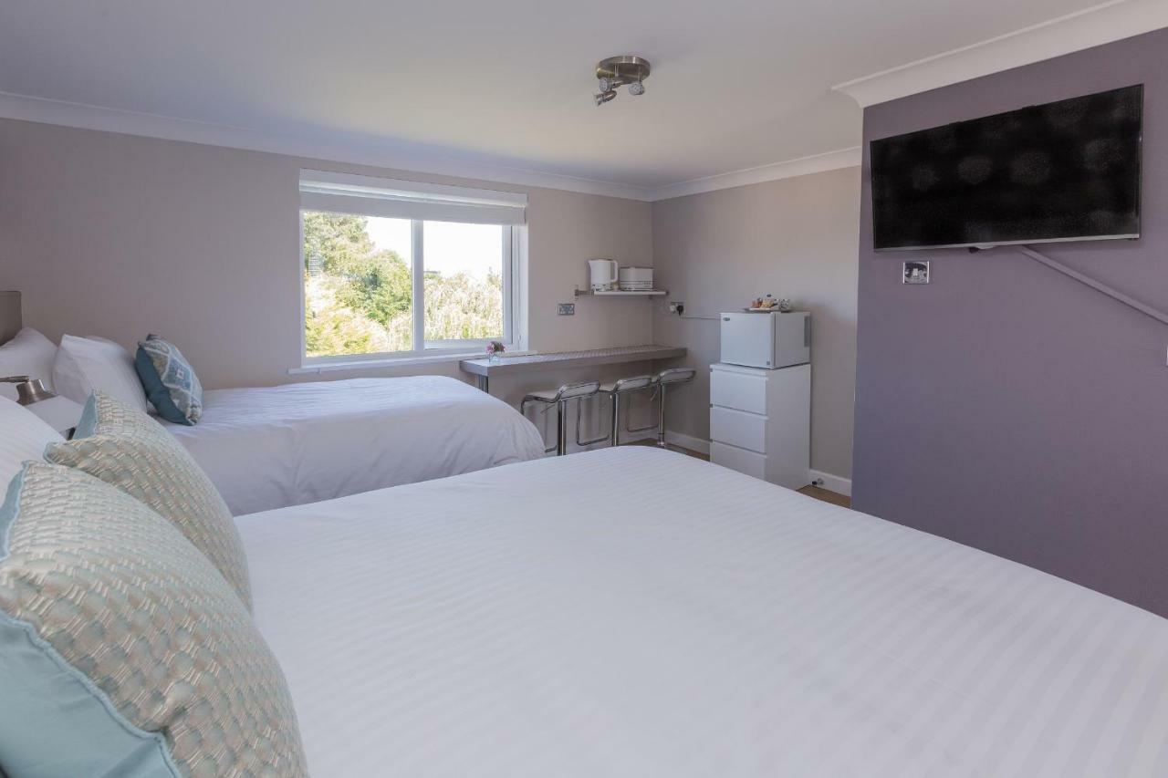 Bentleys Coast And Country B&B Lymington Exterior photo